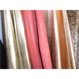 東莞市厚街正鴻皮革制品加工廠 專業(yè)皮革制品的卓越制造者