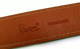 訂做寵物繩帶與皮具產(chǎn)品 真皮、烙印、時(shí)尚定制全攻略