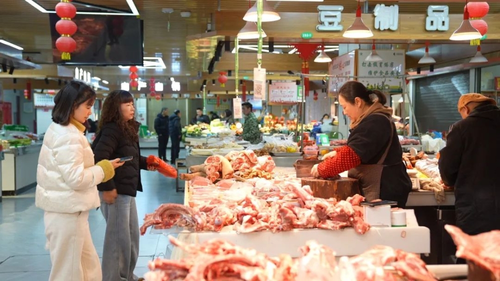 備年貨，尋年味！平江春節(jié)市場供需兩旺，肉制品銷售領銜年味經(jīng)濟