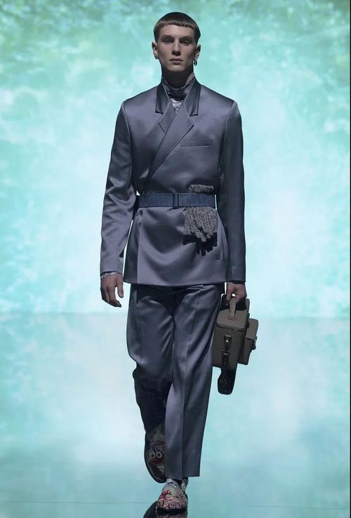 星漢燦爛，國風(fēng)入魂 Dior 2021秋季男裝發(fā)布中的宇宙詩學(xué)與東方哲思